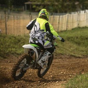 Meet your Posher, Aden